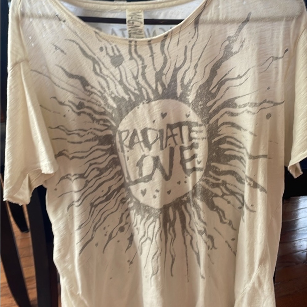 Magnolia Pearl Tee